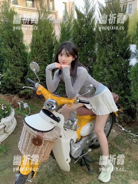 “www.17”变成永久的吃瓜机器，快来感受甜蜜的“滋味”！