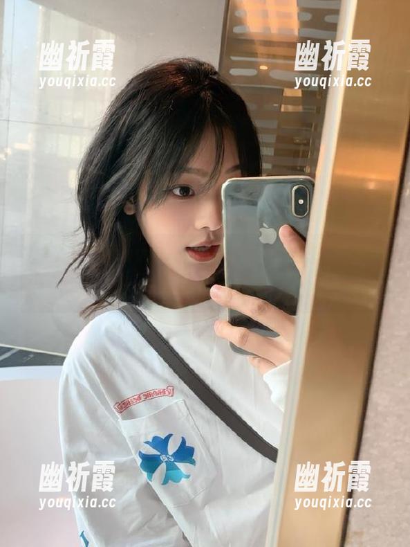 走进www.17的入口，没想到这个地方隐秘得可以啊！