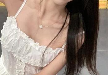 “www.17在线”的在线内容简直让人分分钟怀疑人生。