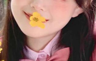 “17c吃瓜”苹果版，说穿了也只是让你跟世界保持了个距离而已，哈哈。