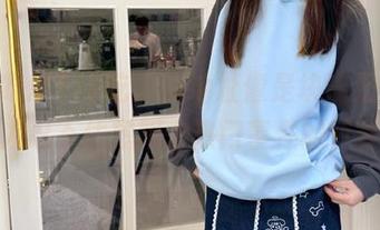 17吃瓜的地址像是块魔法石，让人忍不住想跟上热门事件的节奏！