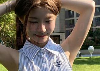 该不会要把“51cg10.fun”上的瓜整成我的私人收藏吧？呵，有点上瘾呢！