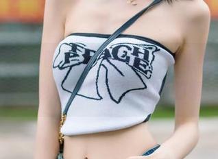 晚上不想干啥，就跟着“51c吃瓜”地址，反正也没别的事……