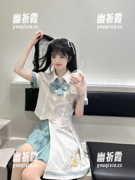 哈，想不到51吃瓜的入口全网也是个热烘烘的八卦窝