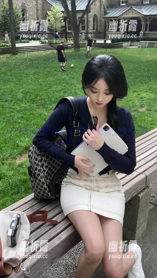 58吃瓜 默默观看,在58吃瓜上体验八卦的终极刺激!