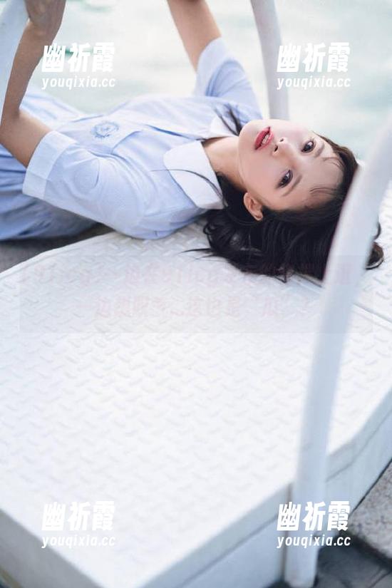 91icg 一边在91icg发布的热搜上逛,一边想叹气...这也是“瓜”?
