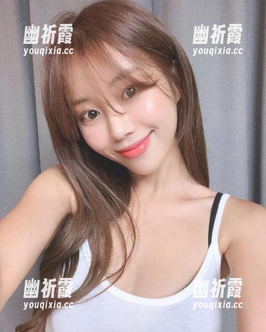 问朋友：“我的八卦人生，哪里可以找到？”她立刻推荐“fuli121”app，太可靠了吧！