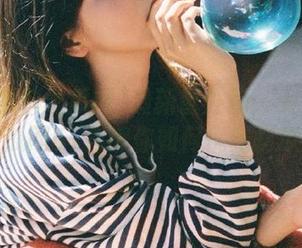 最新番外篇：人人黑料吃瓜网51告诉你如何优雅吃瓜！