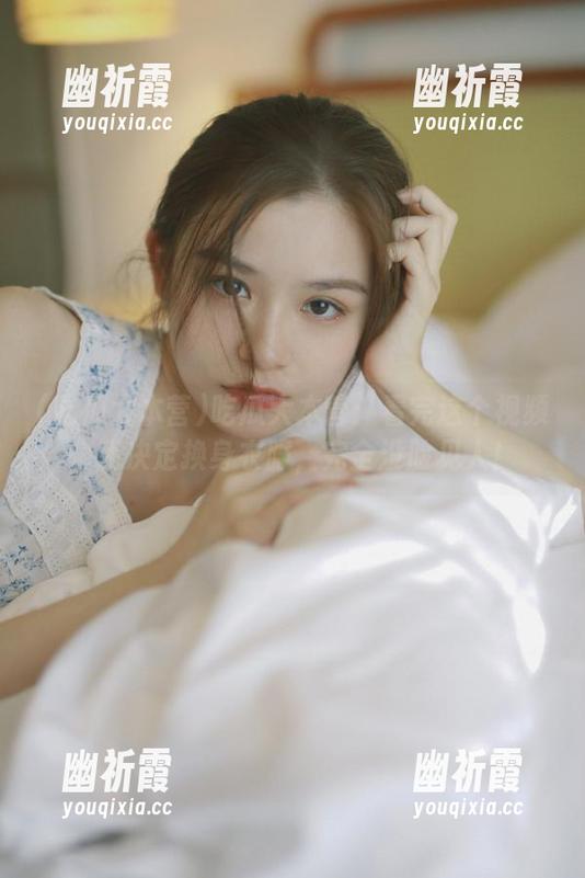 吃瓜大本营 吃瓜大本营:看完这个视频,我决定换身衣服,完全没脸见人!