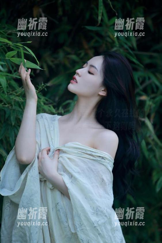 吃瓜网 吃瓜网助你变成个永久在线的“八卦达人”,来点评一下这则吗
