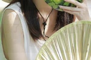 别说51吃瓜黑料不打烊发布的视频了，光是封面我就可以晃脑袋嗨起来！