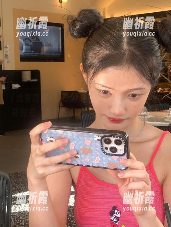 我要吃瓜网 奇幻之旅:左转是吃瓜,右转则是“我要吃瓜网”的官网线路,迷失在瓜海里。