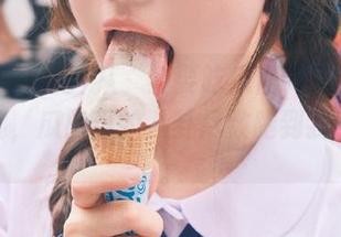 从“我要吃瓜网”登录的那一刻起，瓜田里的八卦尽数跑到我手里了。