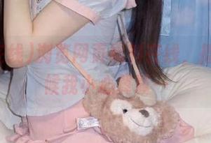浏览网页黑料在线，播放的时候我小心翼翼…
