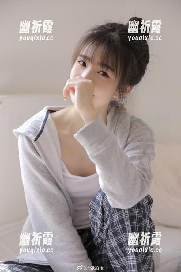 每次从黑料在线获取资源播放，都是一场心跳加速的小旅行，无法预测终点。