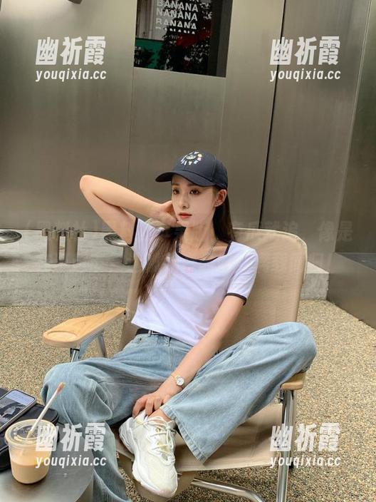 黑料社苹果版，有瓜就追，像是在逛超市，选哪款产品好，满载而归！