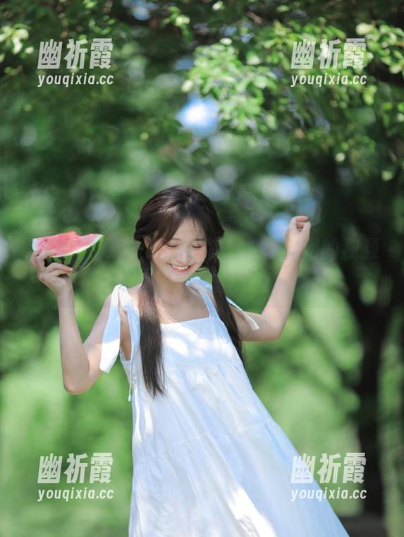 黑料网 那一瞬,我决定把黑料网的视频通通收藏起来!