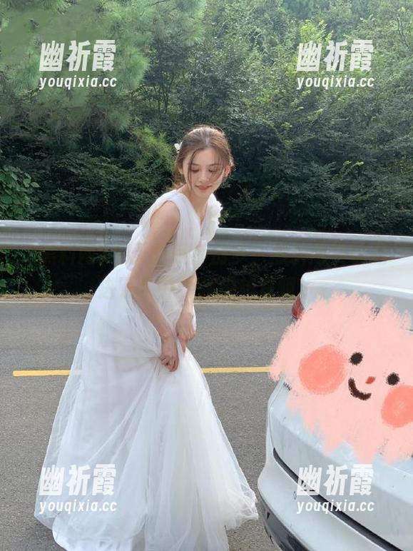黑料网 今天的瓜特别多,黑料网页像是进了矿井,越挖越深啊。