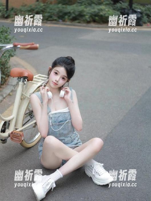 黑瓜吃料 一直在想,收藏“黑瓜吃料”,是不是会有魔法般的治愈效果呢?